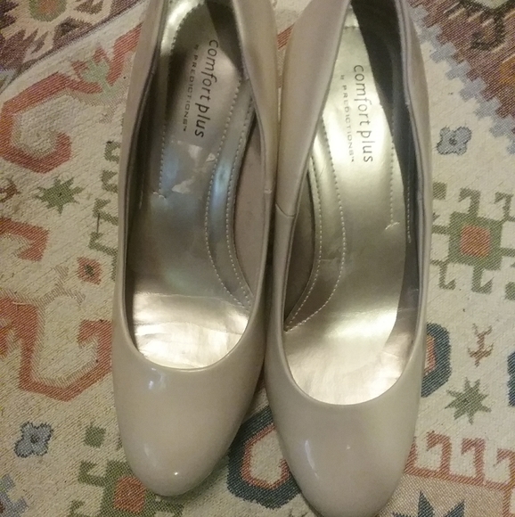 Comfort Plus Nude pumps